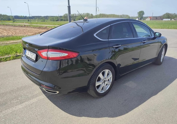 Ford Fusion cena 48000 przebieg: 168000, rok produkcji 2015 z Łapy małe 37